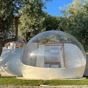 Glamping La Perle, Palasë